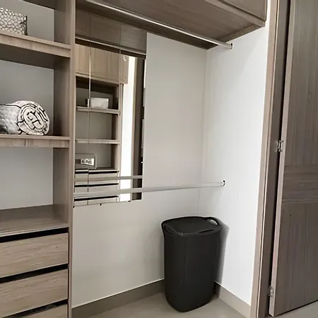 Hermoso Apto De 1 Hab Con Vista Al Mar - Piso 16! *